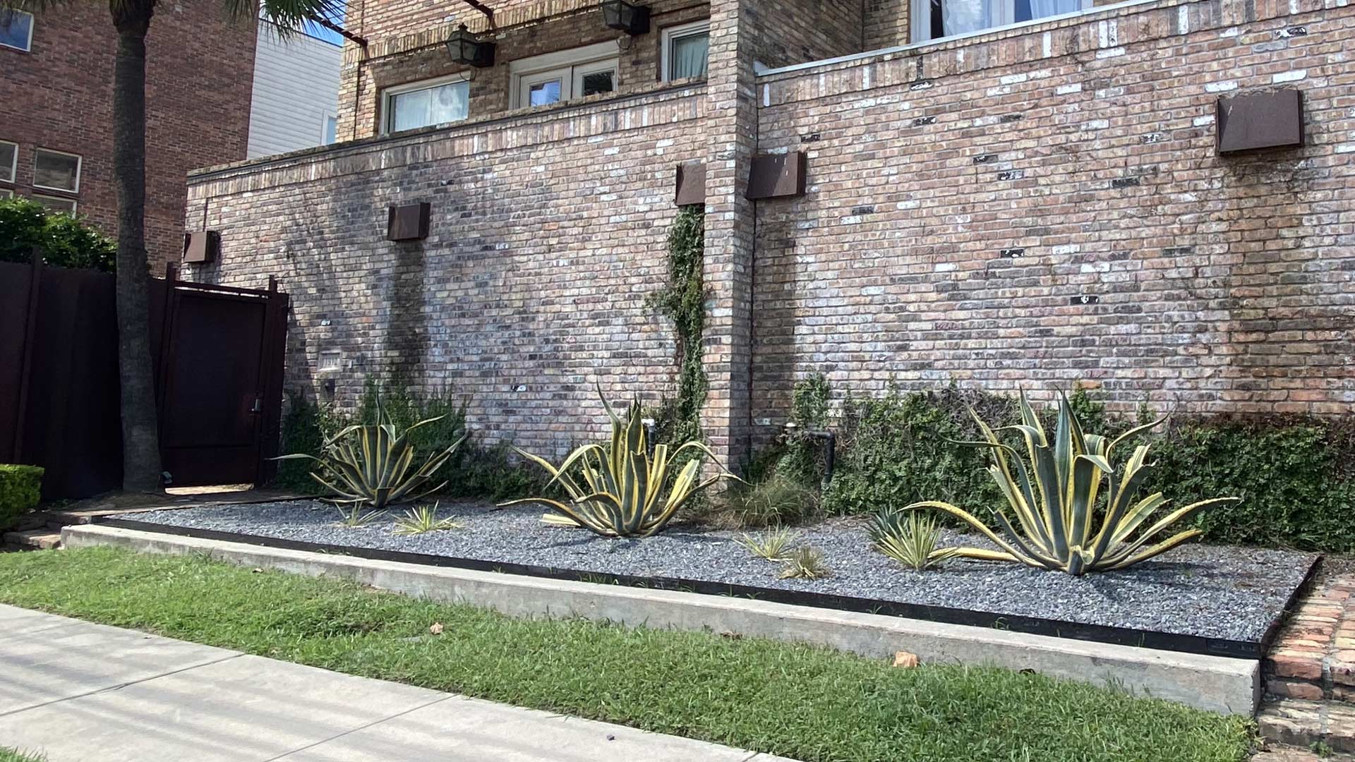 Downtown Houston Landscaping