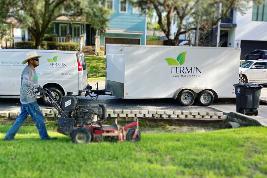 Residential Lawn Maintenance