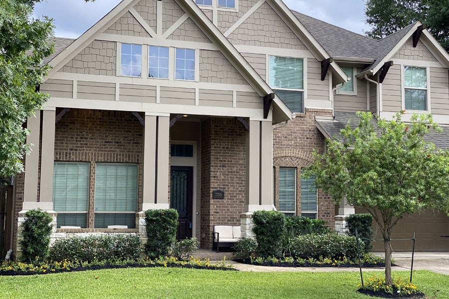 Residential Lawn Maintenance