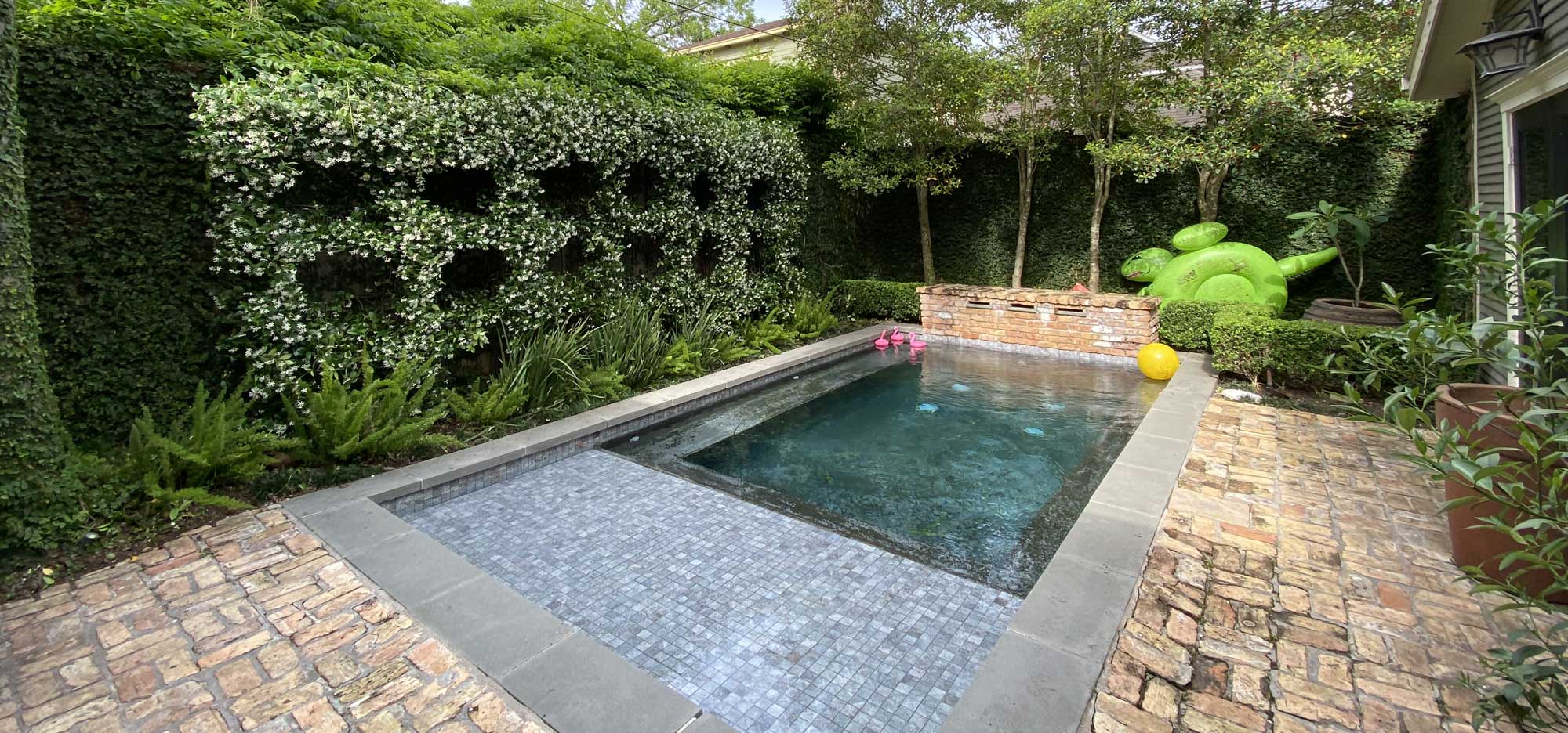 Residential Landscape Maintenance