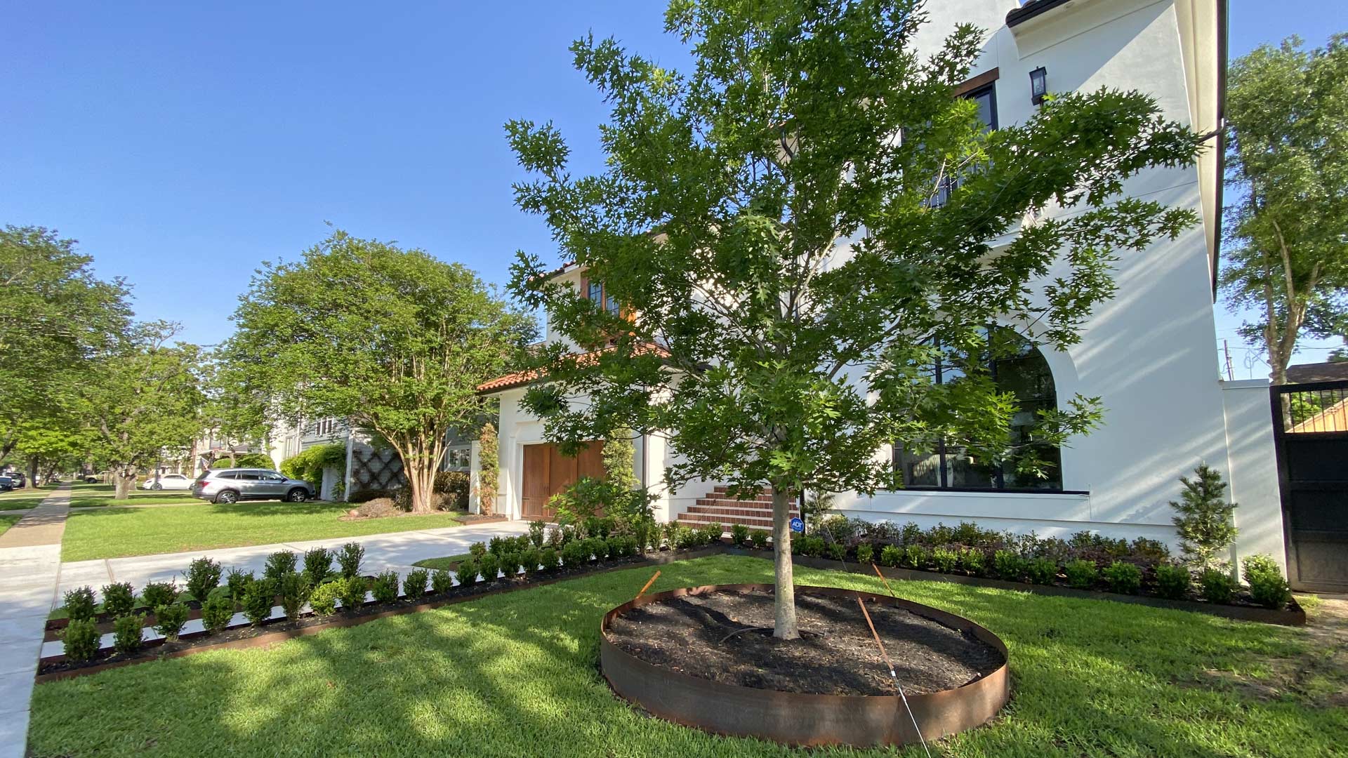 Steel landscape edging